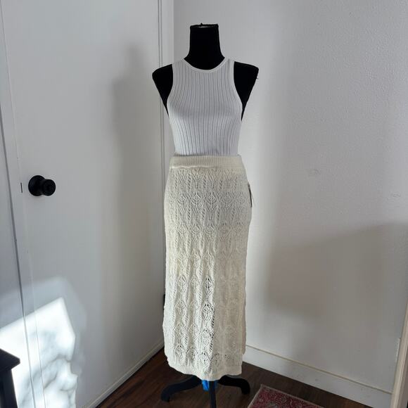 NWT a new day Cream Crochet Skirt - lined - S - Picture 9 of 12